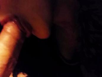 Публичный минет возле бара в машине в канун Нового года, Hot Booty Call