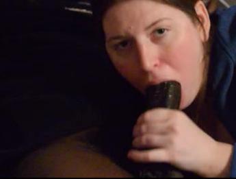 Миссис. высасывает мою душу со страстной спермой в рот