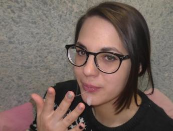 Кончил в рот Любительская девушка Кончил в рот Любительская девушка