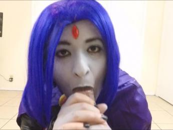 Ворон сосет сочный член (Teen Titans Cosplay)