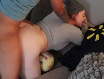 Walmart работник помогает клиенту и трахает ее мозги - Алена Роуз