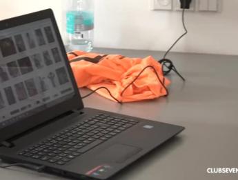 Горячий подросток стучал щедрым членом