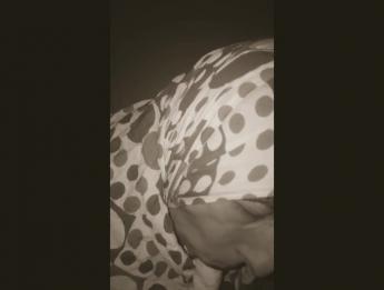 Тунисская хиджаб девушка глубокий заглот член