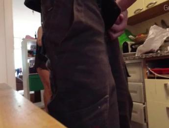 PLUMBER ADVENTURE PT 2. CASALINGA MILF SUCCHIA IL КАЗЦО ДЕЛЬДРИУЛИКО