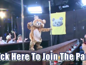 DANCINGBEAR - Шпильки с большим хуем отсасывают хулиганские женщины